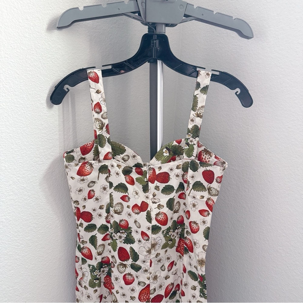 RARE NWT Rouje Angie Strawberry Print dress - Picture 8 of 10